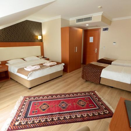 Grand Hotel Avcilar Istanboel Buitenkant foto