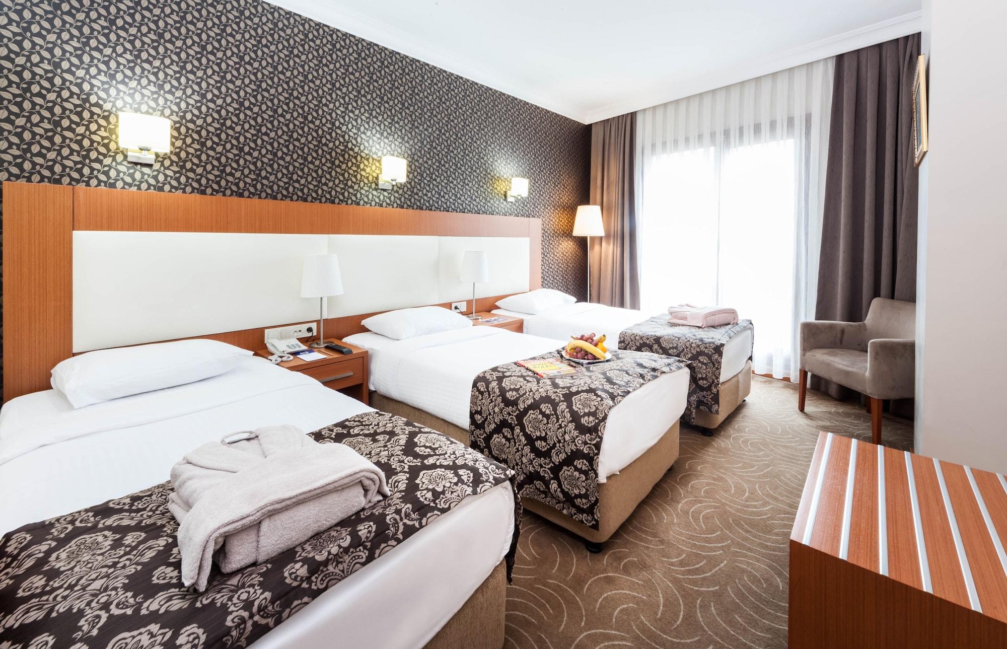 Grand Hotel Avcilar Istanboel Buitenkant foto