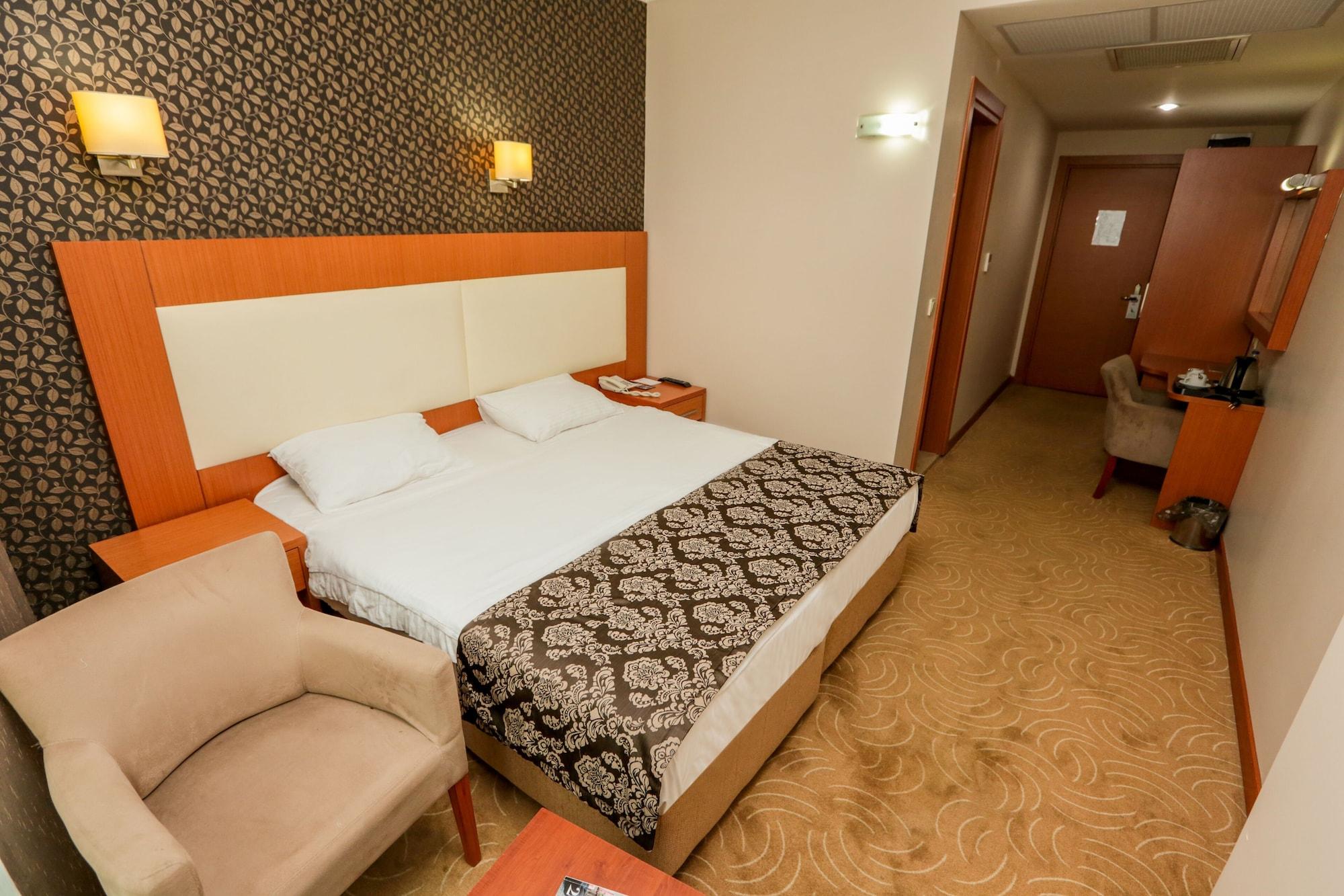 Grand Hotel Avcilar Istanboel Buitenkant foto