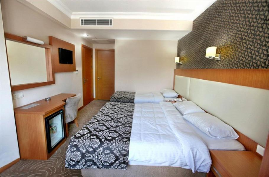 Grand Hotel Avcilar Istanboel Buitenkant foto